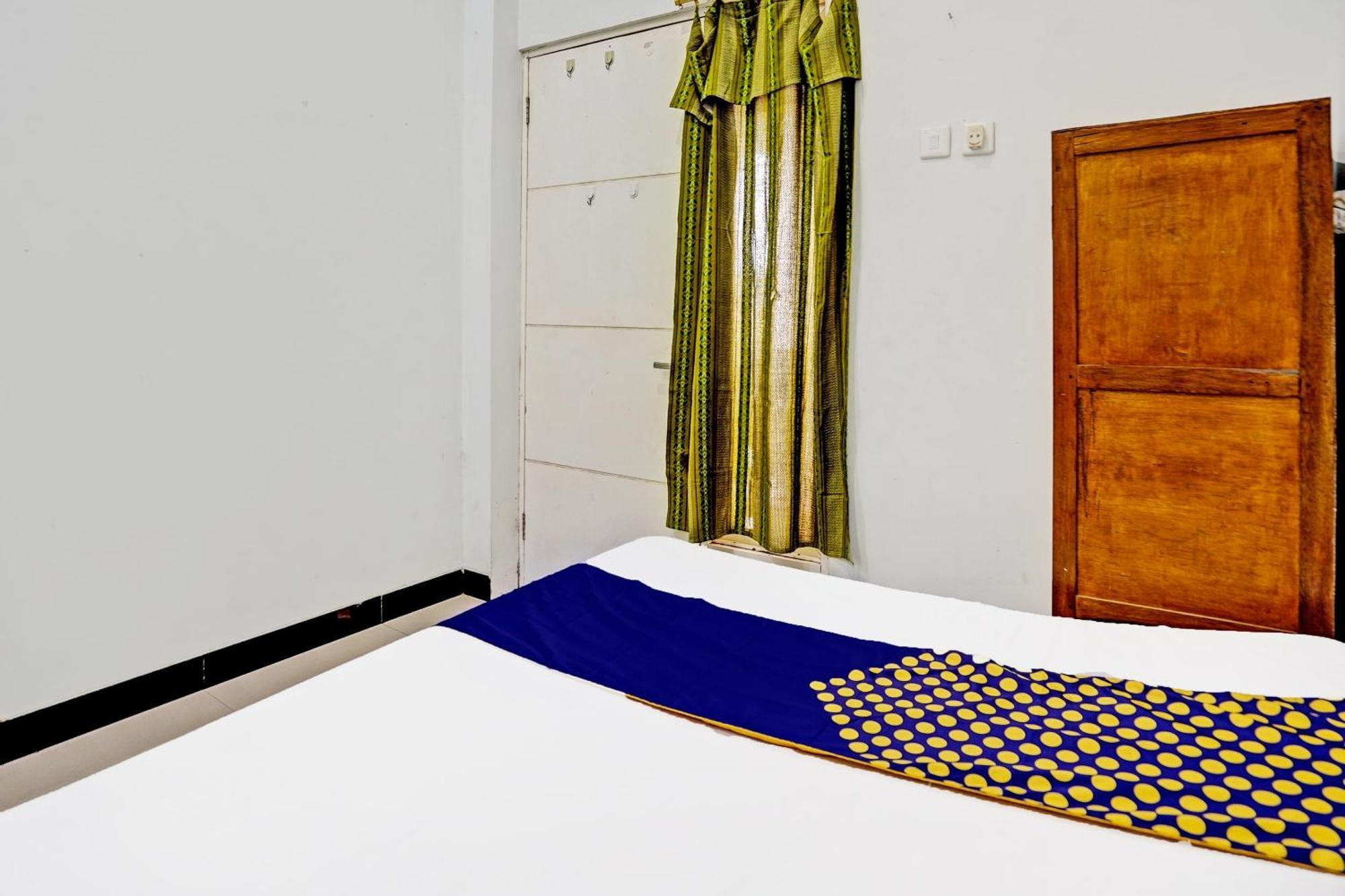 Oyo Life 91866 Paradise Ok Kost Syariah Mojokerto Extérieur photo